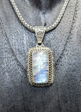 Elegant Statement Moonstone Pendant