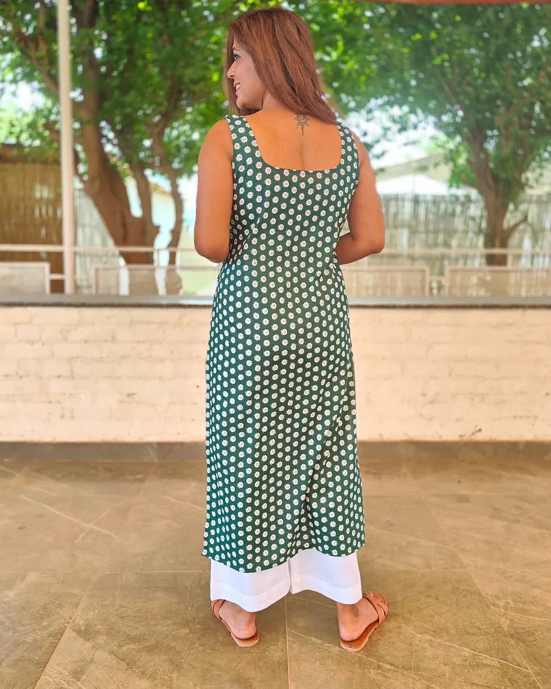 Green Sleeveless Square Neck Cotton Kurta